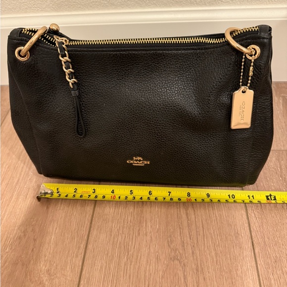 SMALL MIA SHOULDER BAG (COACH F73196)
BLACK/GOLD
COACH STYLE # F73196 - Picture 10 of 12